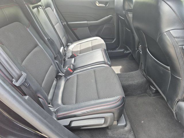 2025 Ford Escape ST-Line - Photo 29