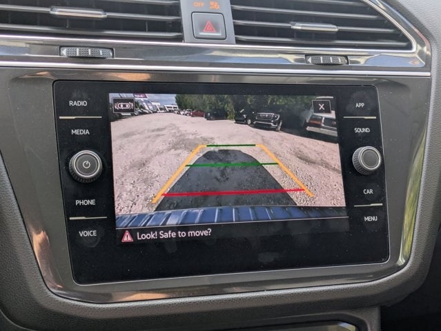 Thumbnail: 2024 Volkswagen Tiguan - 9