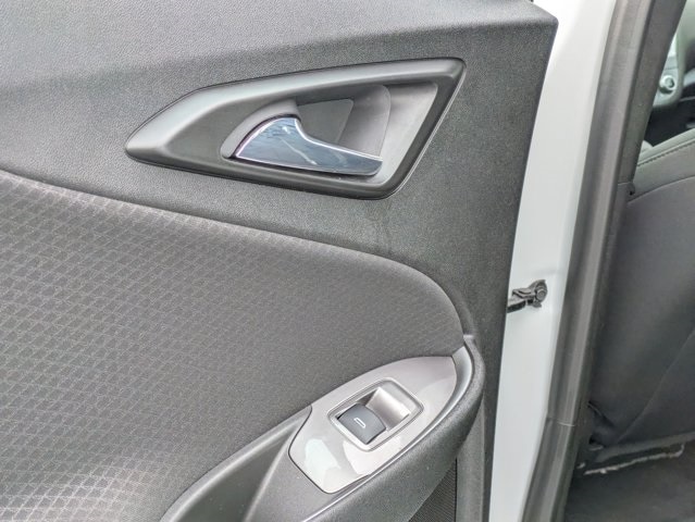 Thumbnail: 2024 Chevrolet Malibu - 21