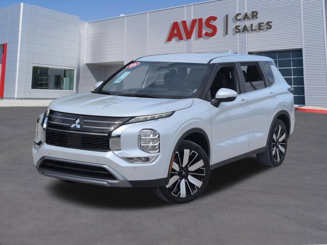 Thumbnail: 2025 Mitsubishi Outlander - 1