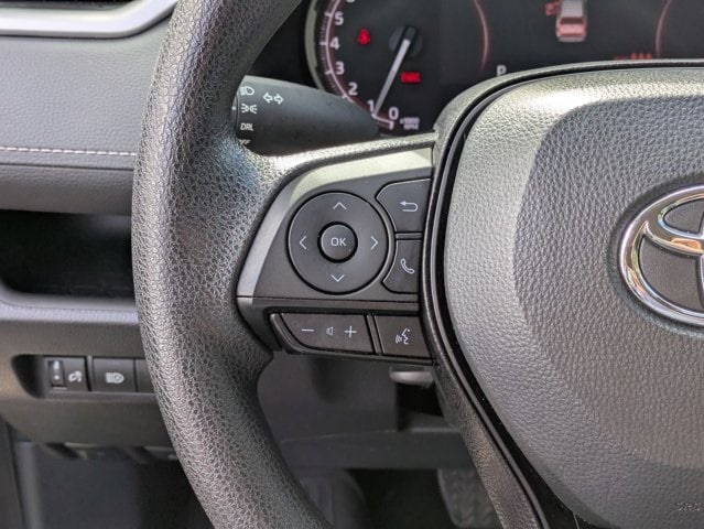 Thumbnail: 2025 Toyota RAV4 - 20