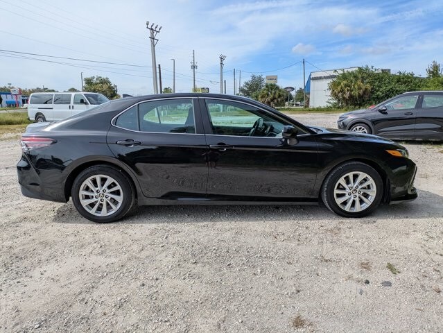 2024 Toyota Camry LE photo 2