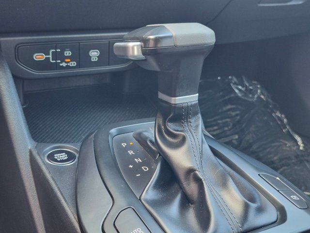 2025 Kia K4 LXS - Photo 22
