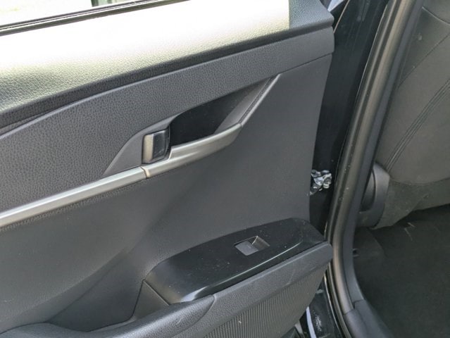 Thumbnail: 2025 Toyota Camry - 27