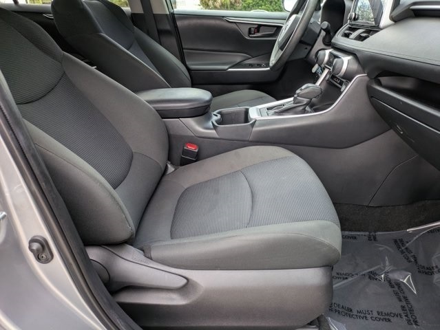 Thumbnail: 2024 Toyota RAV4 - 31