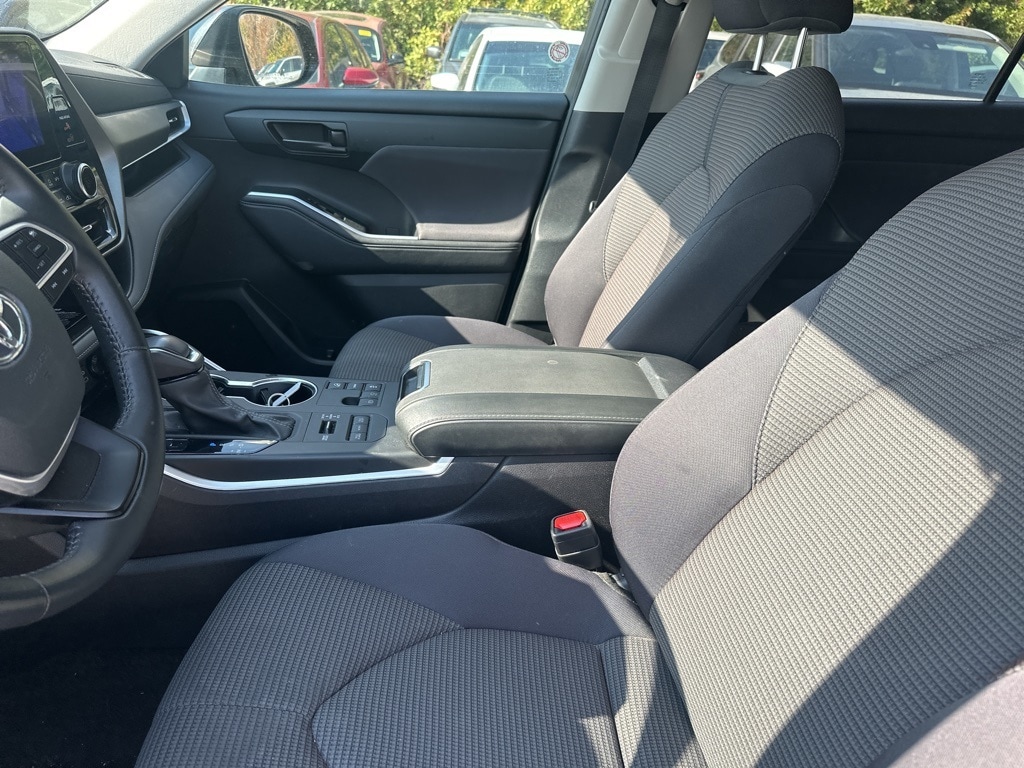 Certified 2024 Toyota Highlander LE SUV