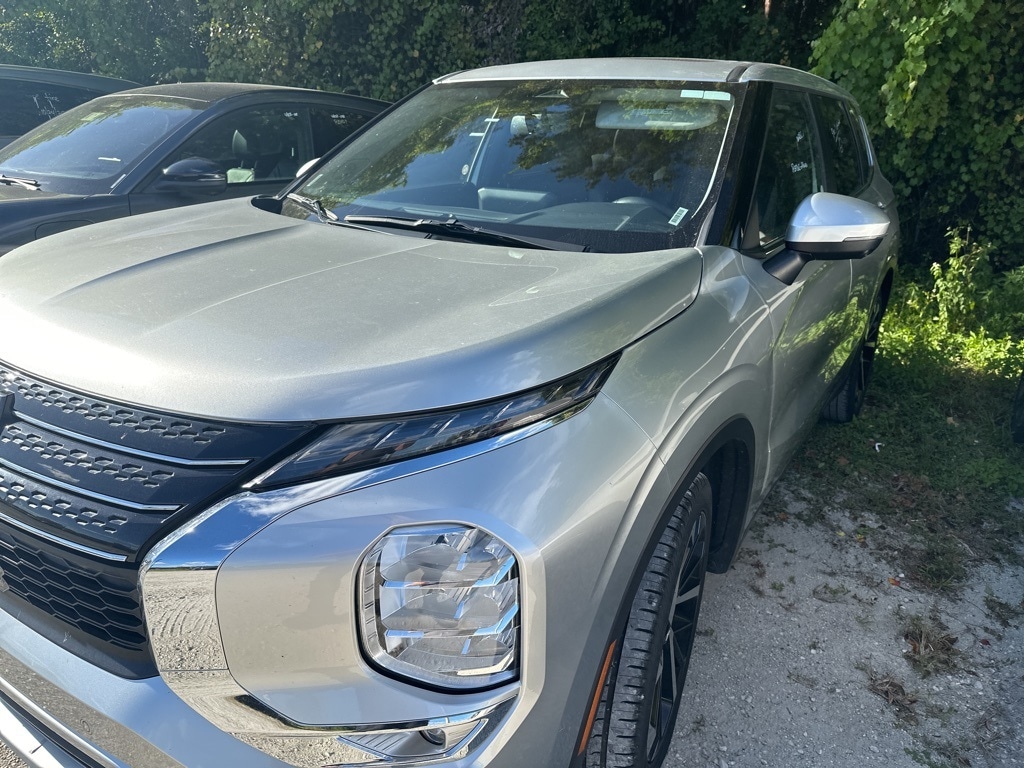 Certified 2024 Mitsubishi Outlander SE SUV