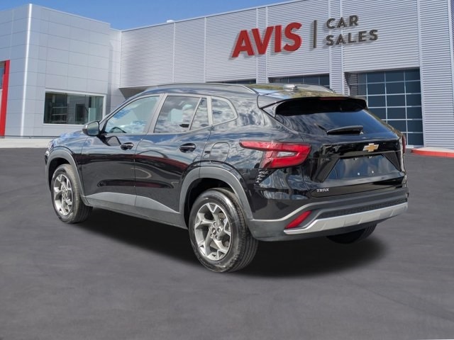 Thumbnail: 2025 Chevrolet Trax - 9
