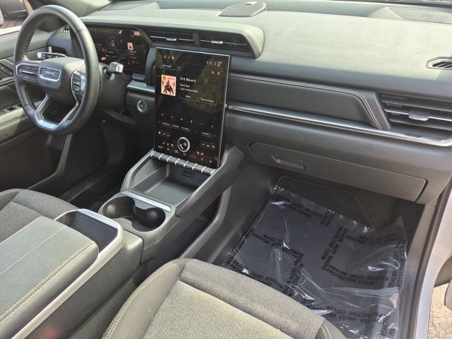 Thumbnail: 2025 GMC Terrain - 32