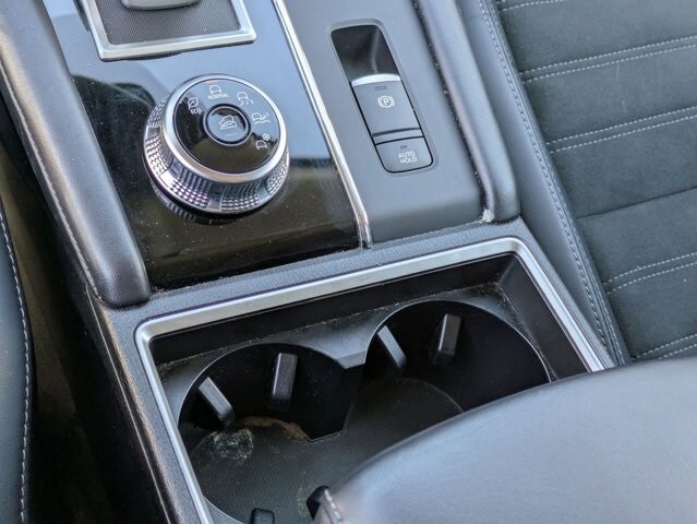 Thumbnail: 2024 Mitsubishi Outlander - 20