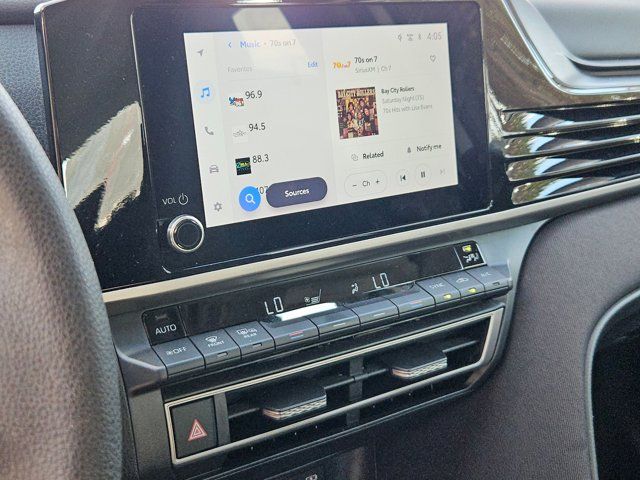 Thumbnail: 2025 Toyota Camry - 17