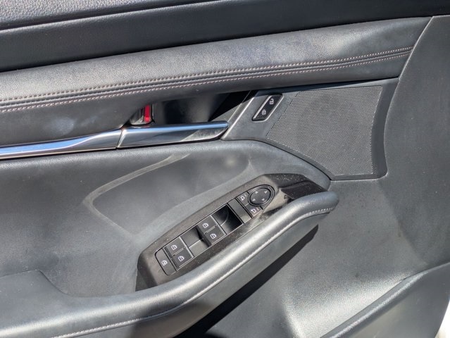 Thumbnail: 2025 Mazda Mazda3 - 10