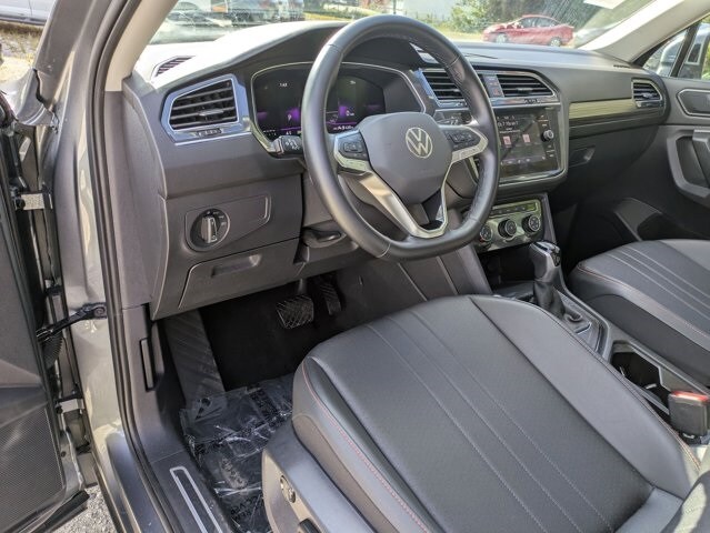 Thumbnail: 2024 Volkswagen Tiguan - 5