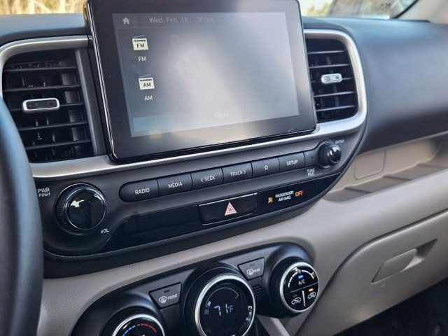 Thumbnail: 2025 Hyundai Venue - 17