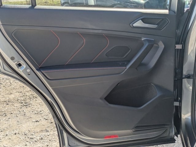 Thumbnail: 2024 Volkswagen Tiguan - 19