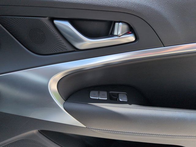 Thumbnail: 2025 Genesis G70 - 34