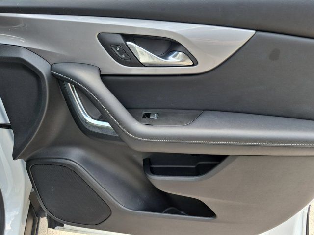Thumbnail: 2025 Chevrolet Blazer - 32