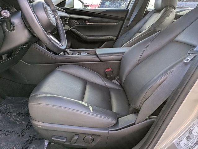 Thumbnail: 2025 Mazda Mazda3 - 17