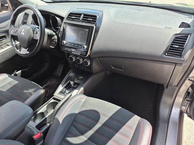 Thumbnail: 2025 Mitsubishi Outlander Sport - 31