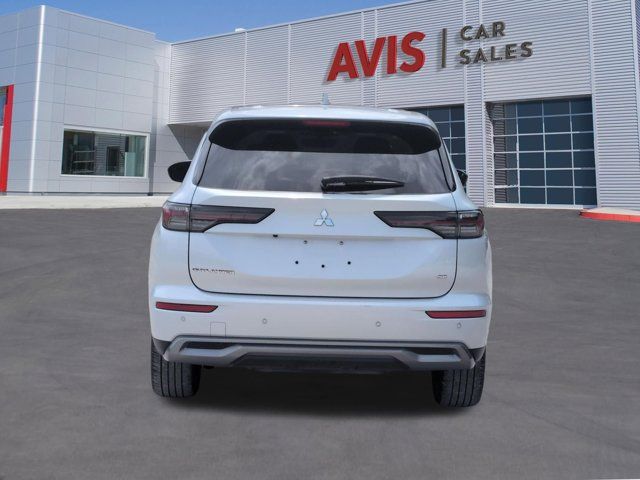 Thumbnail: 2025 Mitsubishi Outlander - 7