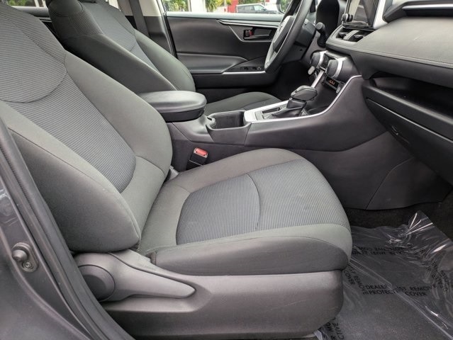 Thumbnail: 2024 Toyota RAV4 - 31