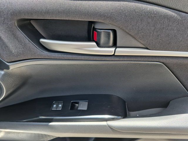 Thumbnail: 2025 Toyota Camry - 33