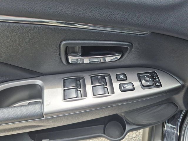 Thumbnail: 2025 Mitsubishi Outlander Sport - 13