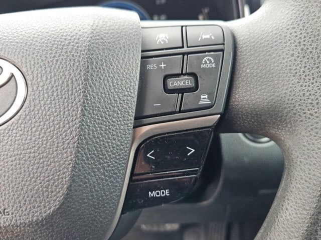 Thumbnail: 2025 Toyota Camry - 21