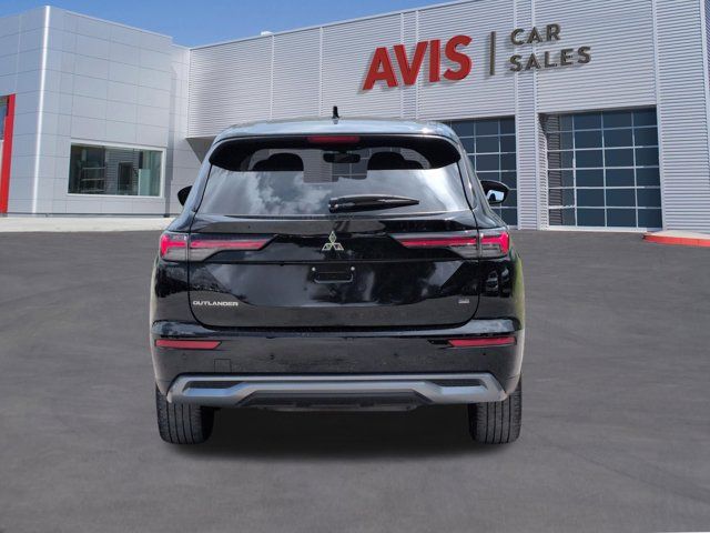 Thumbnail: 2025 Mitsubishi Outlander - 7