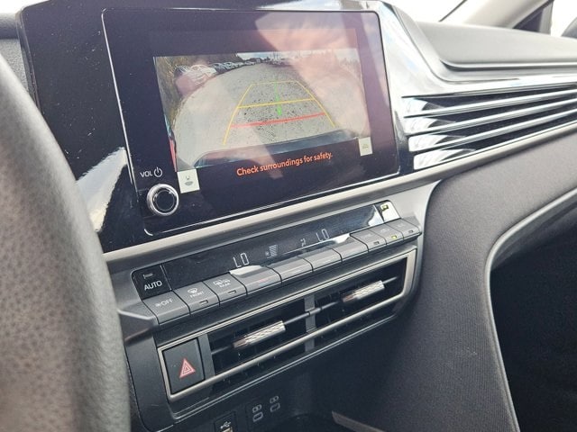 Thumbnail: 2025 Toyota Camry - 18