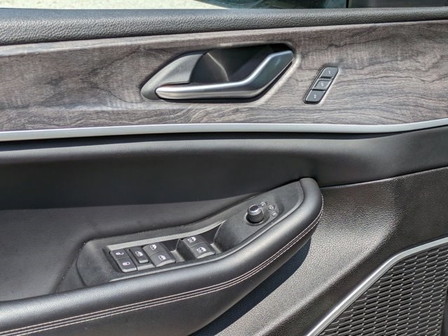 2023 Jeep Grand Cherokee 4xe 13