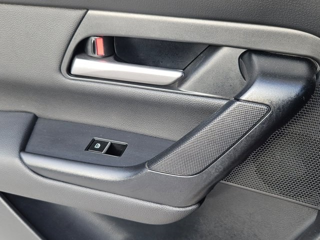 Thumbnail: 2025 Mazda CX-50 - 27