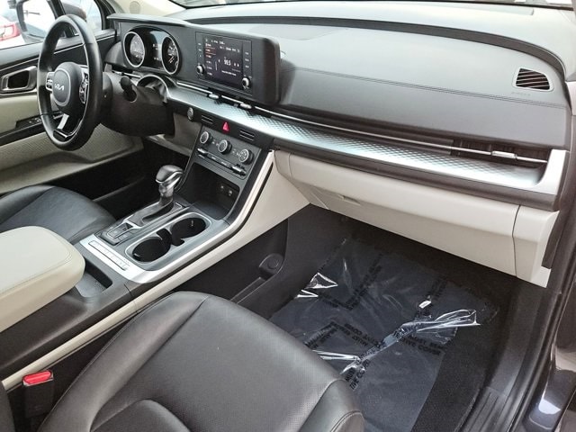 Thumbnail: 2024 Kia Carnival - 31