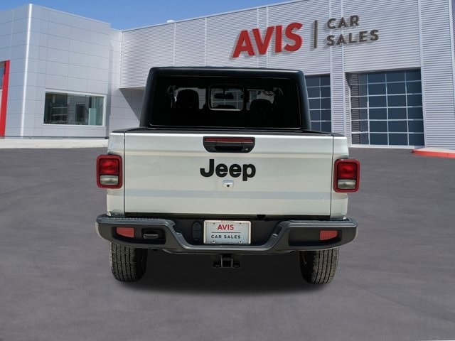 Thumbnail: 2023 Jeep Gladiator - 7