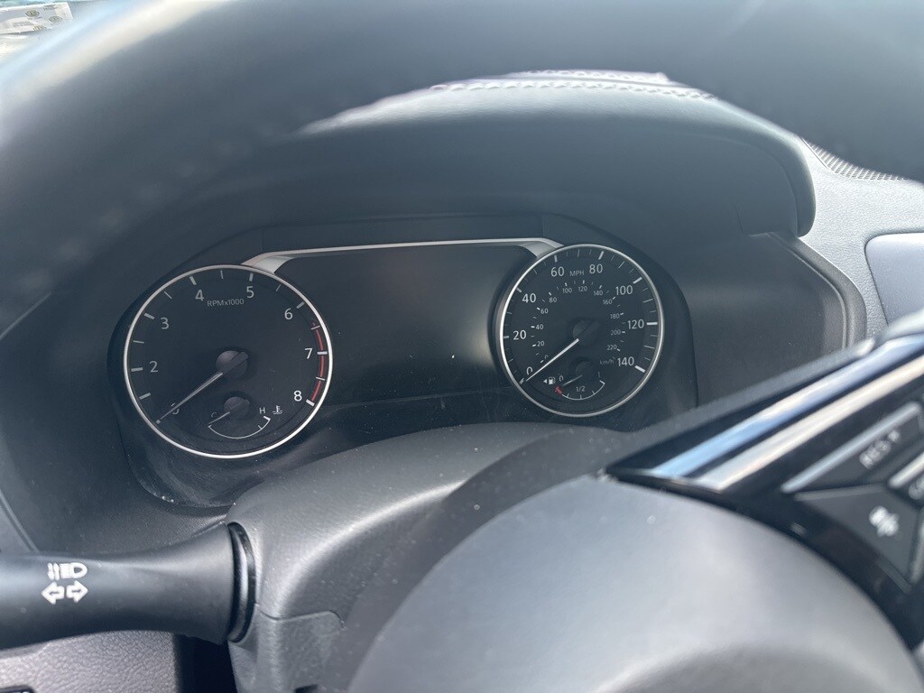 2023 Nissan Altima 2.5 SL photo 3