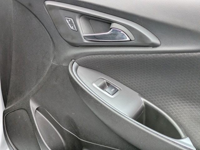 Thumbnail: 2023 Chevrolet Malibu - 28