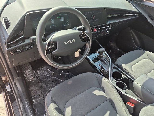 Thumbnail: 2025 Kia Niro - 15