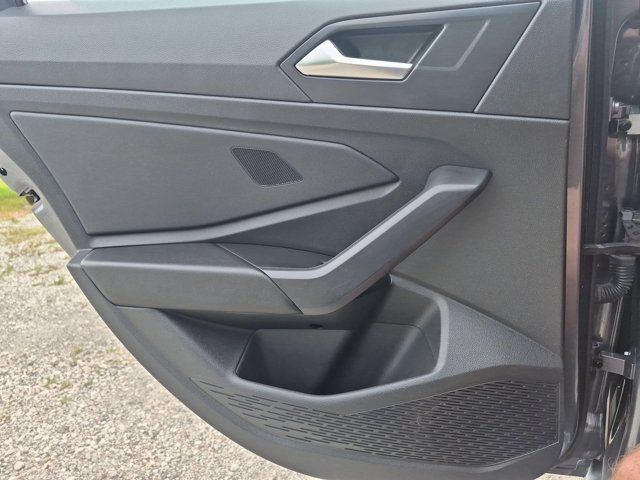 2025 Volkswagen Jetta Sport - Photo 26