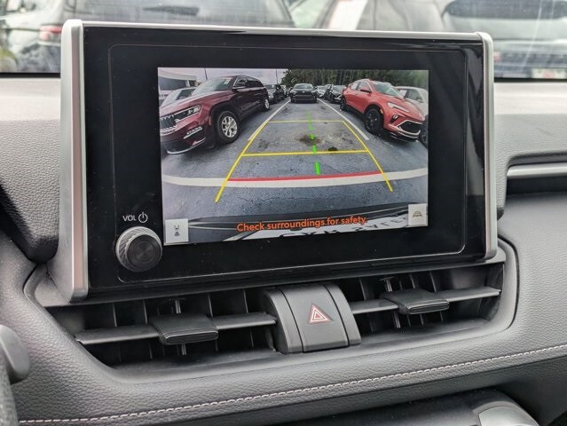 Thumbnail: 2024 Toyota RAV4 - 17