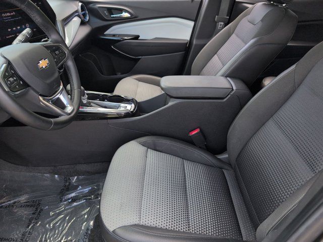 Thumbnail: 2025 Chevrolet Trax - 24