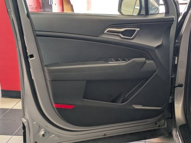 Thumbnail: 2024 Kia Sportage - 11