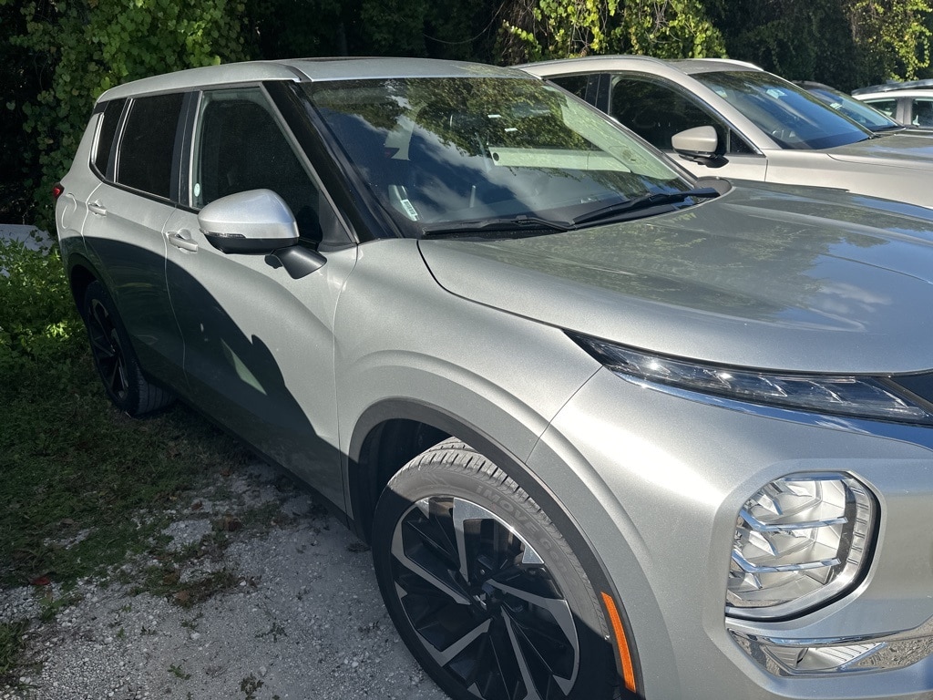 Certified 2024 Mitsubishi Outlander SE SUV