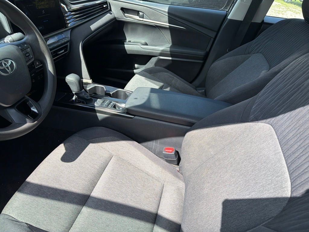Thumbnail: 2025 Toyota Camry - 3