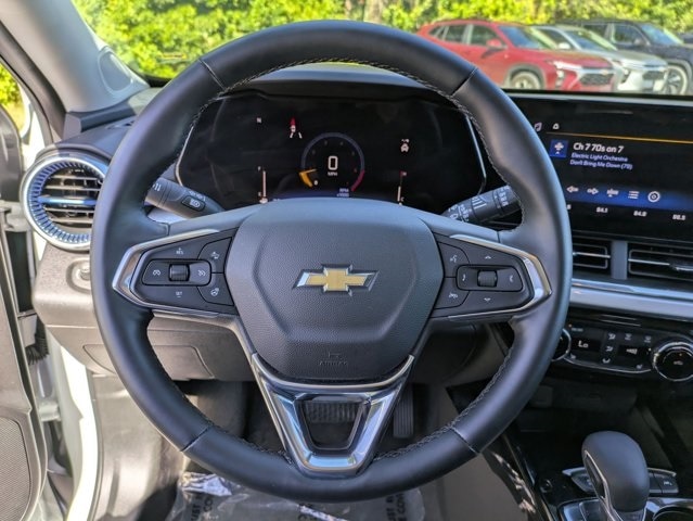 Thumbnail: 2025 Chevrolet Trax - 19