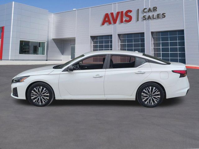 Thumbnail: 2025 Nissan Altima - 10