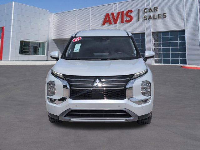 Thumbnail: 2025 Mitsubishi Outlander - 2