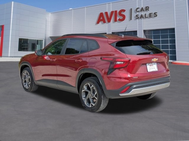 Thumbnail: 2024 Chevrolet Trax - 9