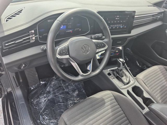 Thumbnail: 2025 Volkswagen Jetta - 15