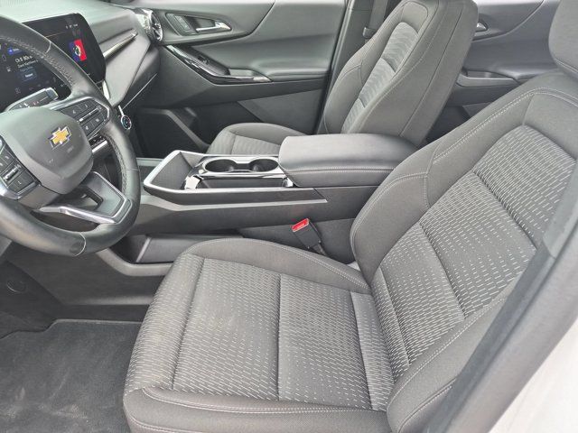 2025 Chevrolet Equinox LT - Photo 24