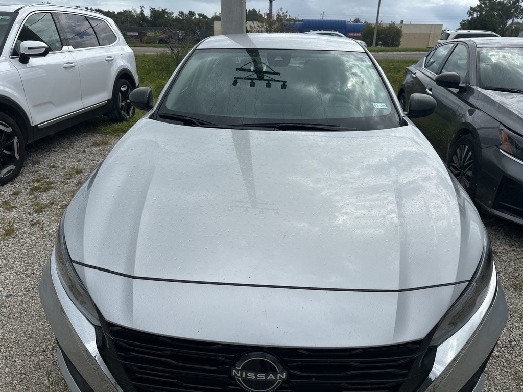 Thumbnail: 2024 Nissan Altima - 2